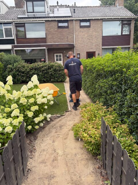 Een klusje dicht bij huis 🏡 goed in de verzorging bij @roseandy1963 
#zaterdagdingen #bijnaweekend